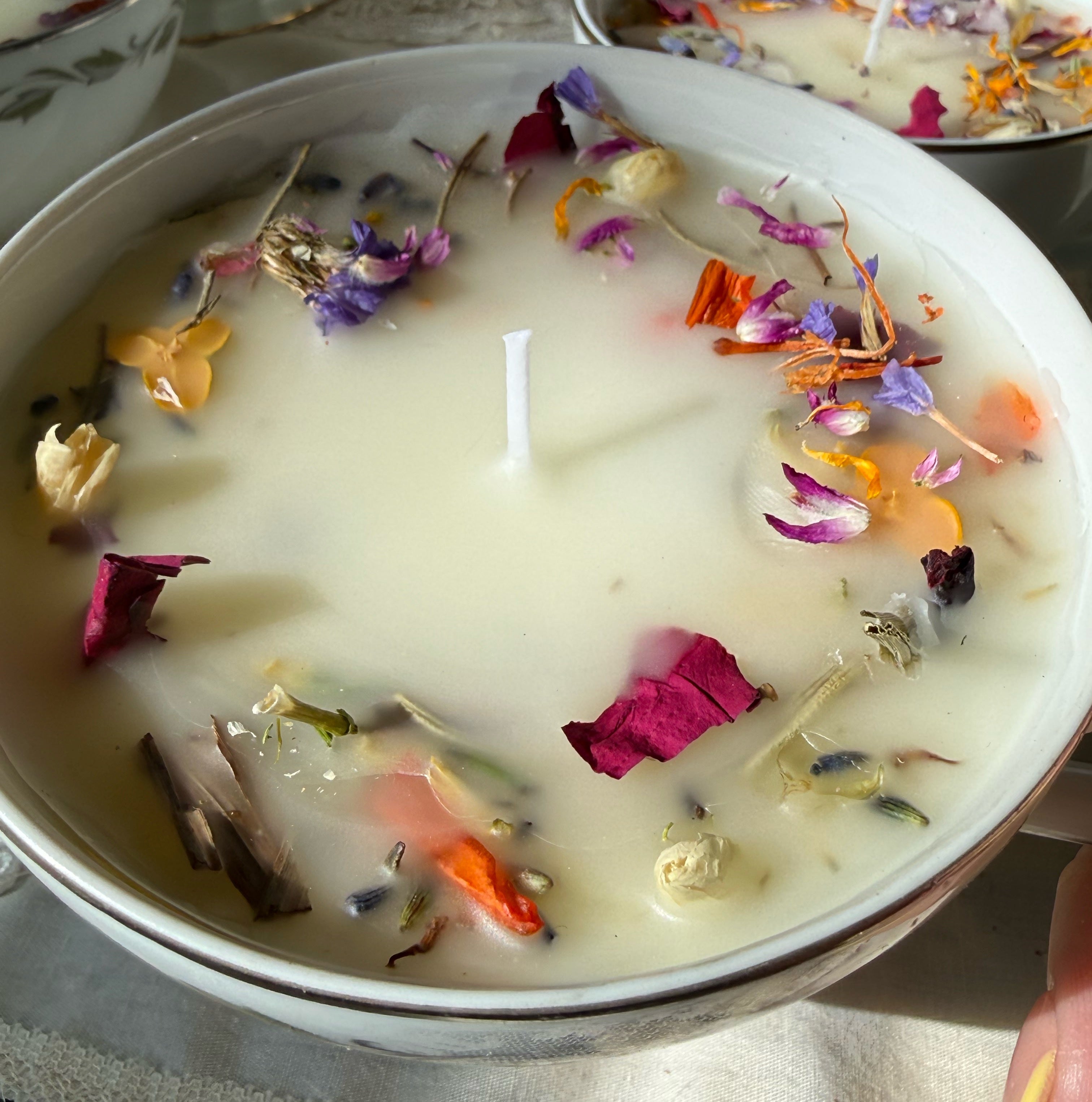 Mystery Scoops 🐝 | Cozy, Aesthetic & Self-Care Surprises