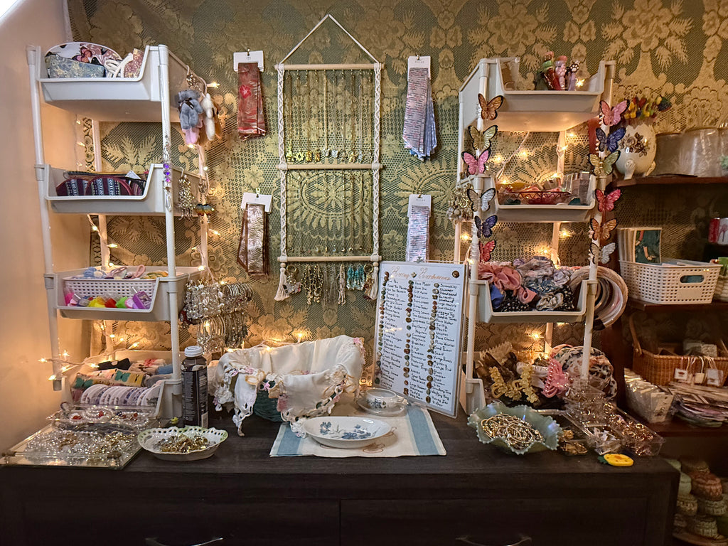 Mystery Scoops 🐝 | Cozy, Aesthetic & Self-Care Surprises