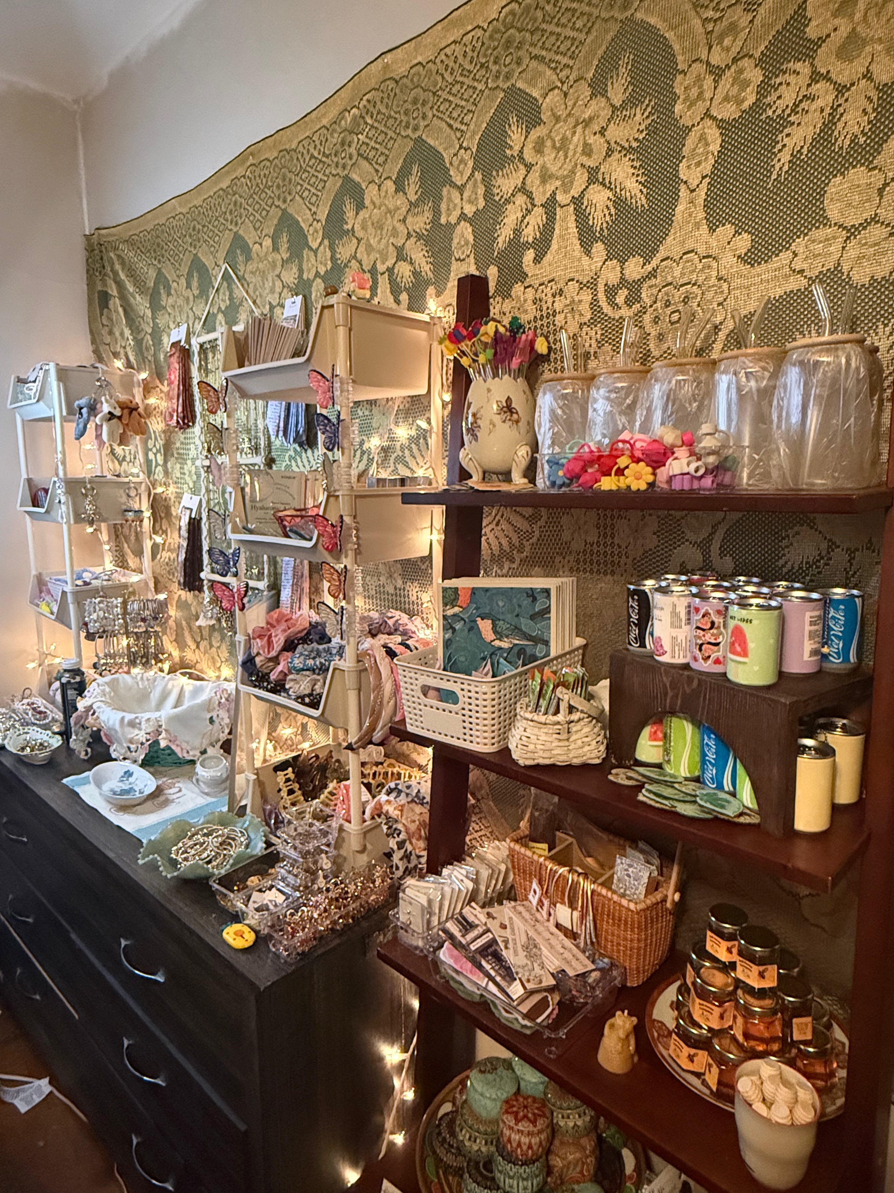 Mystery Scoops 🐝 | Cozy, Aesthetic & Self-Care Surprises
